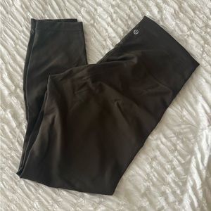 Lululemon leggings olive green color